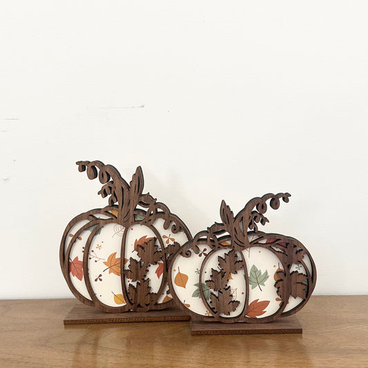 Maple Leaf Pumpkin Shelf Sitter